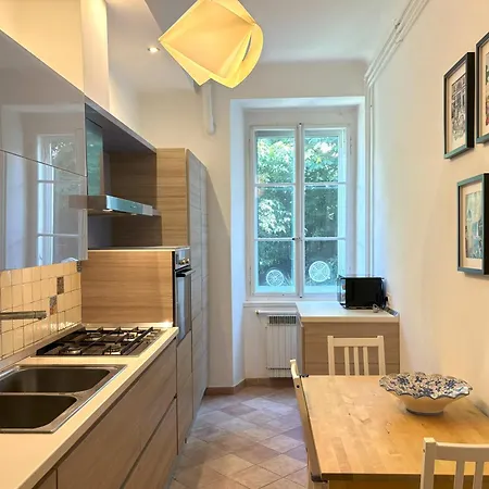 Blue Marble Apartment Trieste