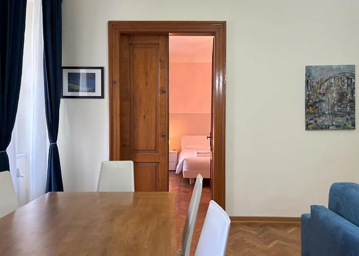 Blue Marble Apartment