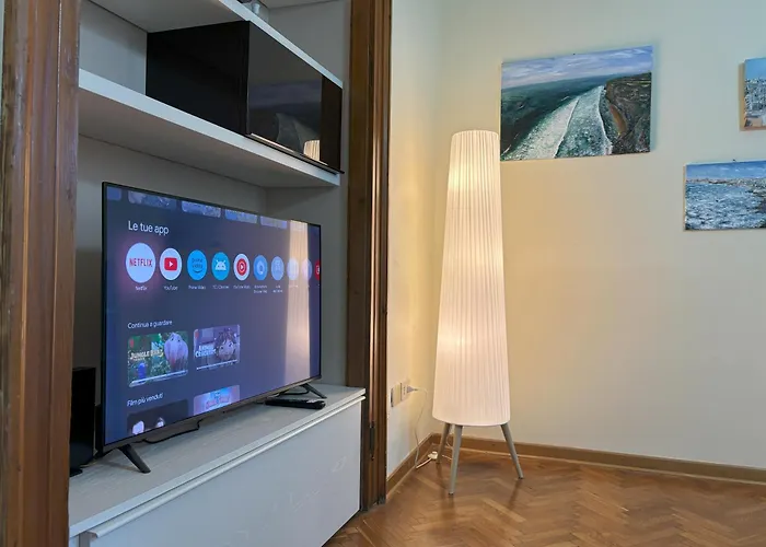 Apartment Blue Marble *